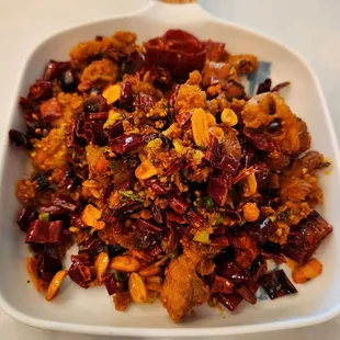Deep-Fried Chicken with Peppers and Peanuts