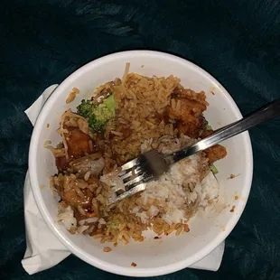 White rice, veggie fried rice and general tsos chicken