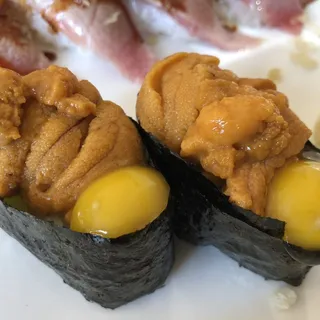 Uni with Quail Egg