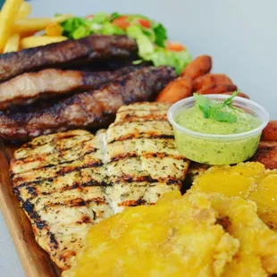 Pide la popular guasaca