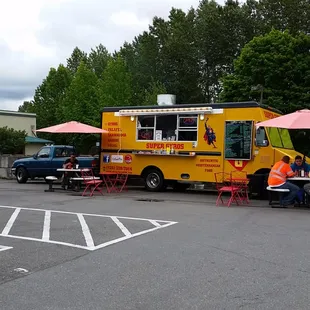 You&apos;ve found it: Super Gyros!  Totem Lake exit (west side of I-405) on the south side of the 76 gas station parking lot :)