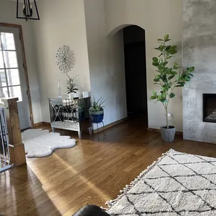 Restore the Sparkle and Shine to your home...call us at 316-300-5422!