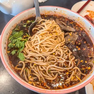 24. Spicy and Sour Beef Vermicelli Soup