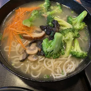 28. Mixed Vegetable Noodle