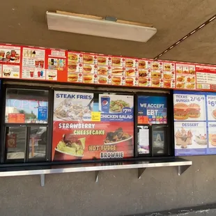 ramen and noodles, outside