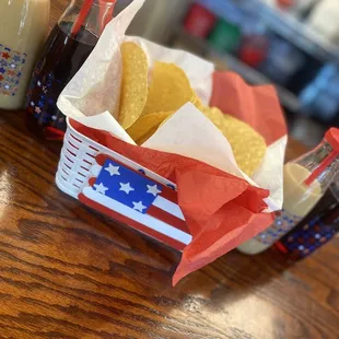 Shredded Beef Tacos   Green Chicken Enchilada good flavors for the tastebuds. I will come back for more.