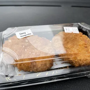 food, chicken wings and fried chicken