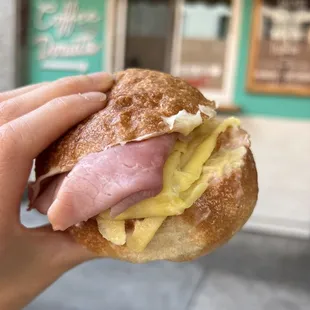 Maple Ham Egg & Swiss