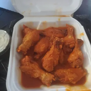 Buffalo wings with a side of ranch