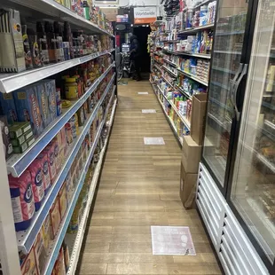 a grocery store aisle