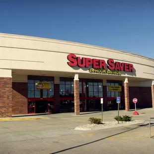 Super Saver-Pine Lake