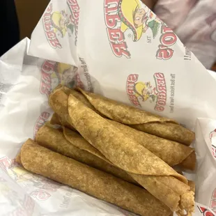 5 Beef Rolled Tacos (asked for everything on the side)