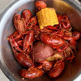 1lb of Live Crawfish (seasonal)