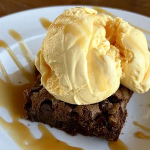 Brownie Fudge sundae with homemade ice cream