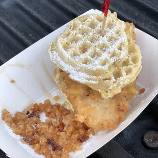 This is the chicken and waffles slider they have, it's soooo good!!! Just enough powdered sugar and syrup and the chicken was crispy! Great!