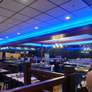 Mongolian grill, 4 hot buffet tables, 1 cold salad/fruit table, plus dessert and ice cream machine.