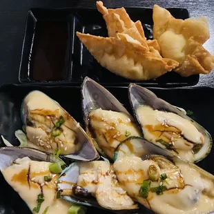 3 Pieces Baked Green Mussels (2 orders), 3 Piece Fried Cheesy Wonton
