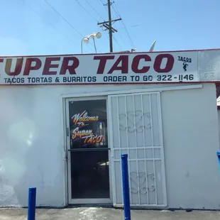 the front of a restaurant