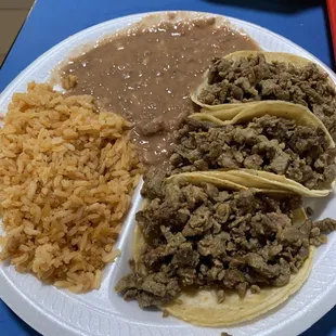 Three plate asada tacos rice and beans