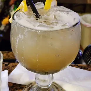 a margarita in a glass