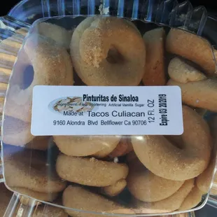 These are Coricos. Made from corn flour. Delicious little cookies.