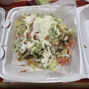Sopes de carnitas