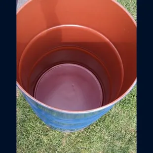 55 Gallon Steel Barrels For Sale $30 ea and Negotiable Prices by the Truckload 424-757-2349 Compton