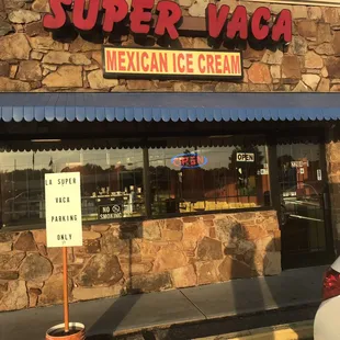 Super Vaca ice cream parlor