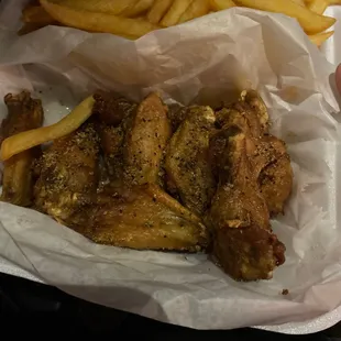 Honey garlic pepper 10 Piece Wings Combo