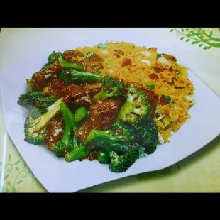 Beef w. Broccoli Comb Platter