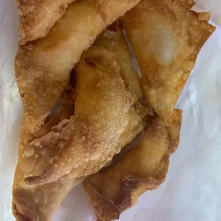 The cream cheese wontons are so fried that the cream cheese fried out of them!!!