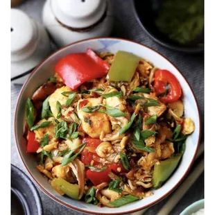 a bowl of stir fried vegetables