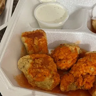 Boneless Tyson frozen wings with hardly any buffalo sauce