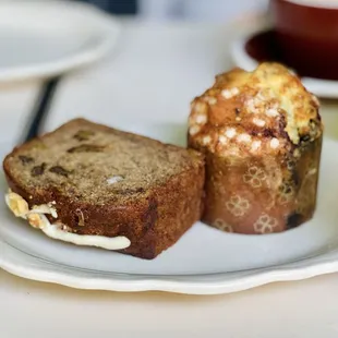 Muffin &amp; banana bread