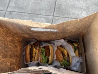 Shake Shack Bridgeport Village