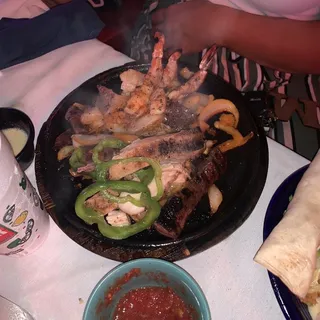 Los Tres Amigos
