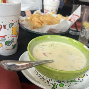 Large queso