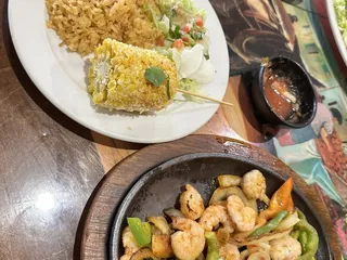 Las Cazuelas Grill