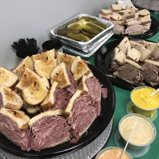 Ruebens, Corned Beef, Roast Beef and Turkey...oh my!
