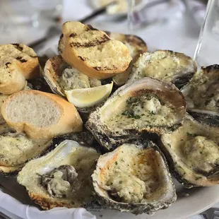 Char-grilled oysters with bread