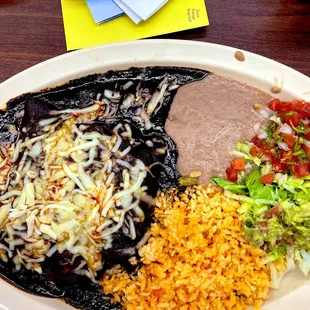 Enchilada Con Mole