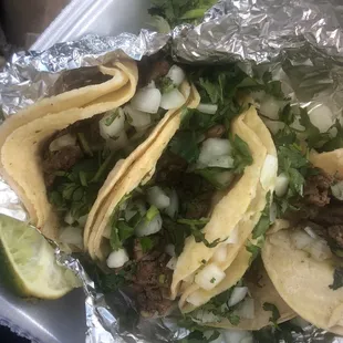 Look how poorly they put the tacos together