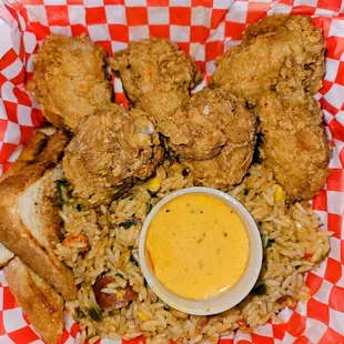 6pc wing combo plate with swamp rice