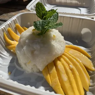 The best mango sticky rice we have ever had.