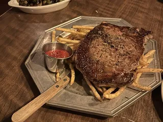 The R&J Lounge and Supper Club