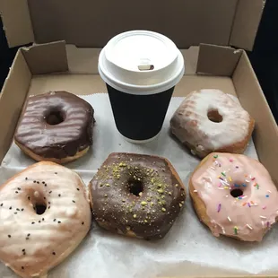 My snowy Sunday morning includes a vegan donut run at Dottie&apos;s Donut and to top it off, got a cappuccino from Suprema Coffee Roastery