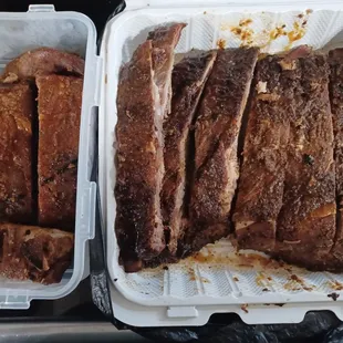 Famous Dave's on the left, Supreme BBQ on the right. Who are you going with? Trust me, they say that a picture is worth 1,000  words.