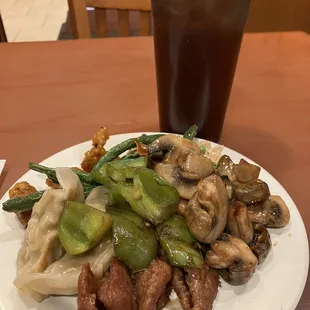 beef, mushrooms, and asparagus