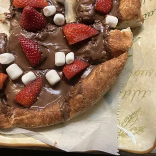 Nutella and Berries fruit pizza!