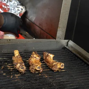 chicken wings and fried chicken